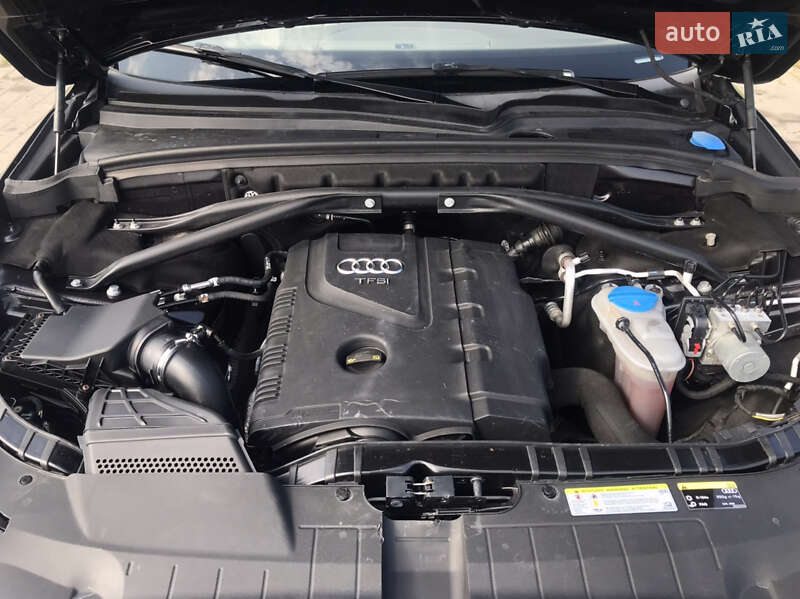 Позашляховик / Кросовер Audi Q5 2015 в Луцьку
