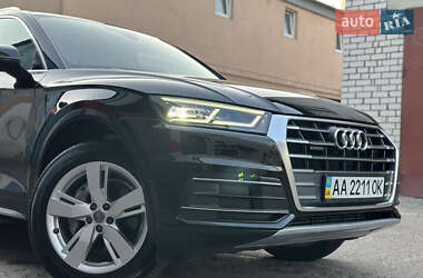 Внедорожник / Кроссовер Audi Q5 2019 в 