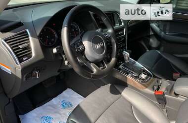 Позашляховик / Кросовер Audi Q5 2015 в 