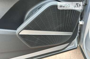 Внедорожник / Кроссовер Audi Q5 2021 в 
