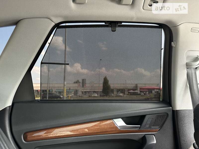 Внедорожник / Кроссовер Audi Q5 2021 в Киеве