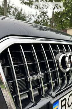 Внедорожник / Кроссовер Audi Q5 2016 в 