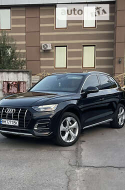 Позашляховик / Кросовер Audi Q5 2020 в Києві