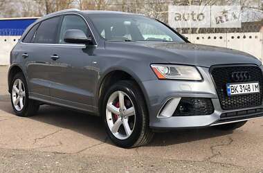 Внедорожник / Кроссовер Audi Q5 2016 в 