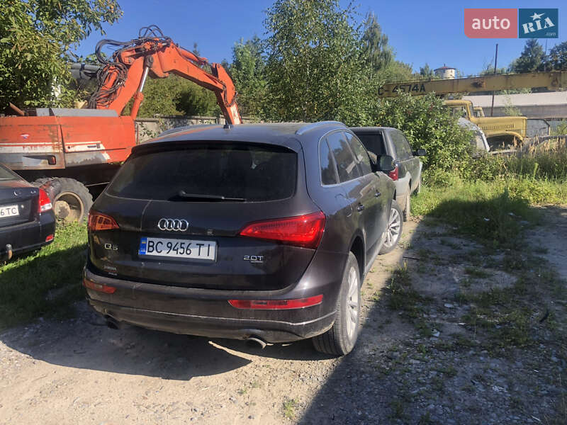 Позашляховик / Кросовер Audi Q5 2015 в Львові
