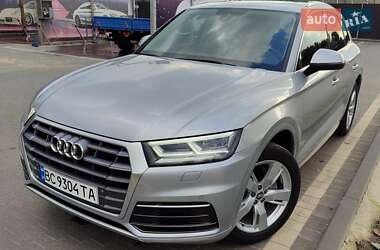 Внедорожник / Кроссовер Audi Q5 2017 в 