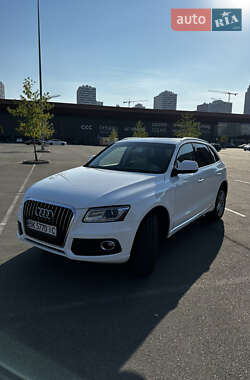 Внедорожник / Кроссовер Audi Q5 2017 в 