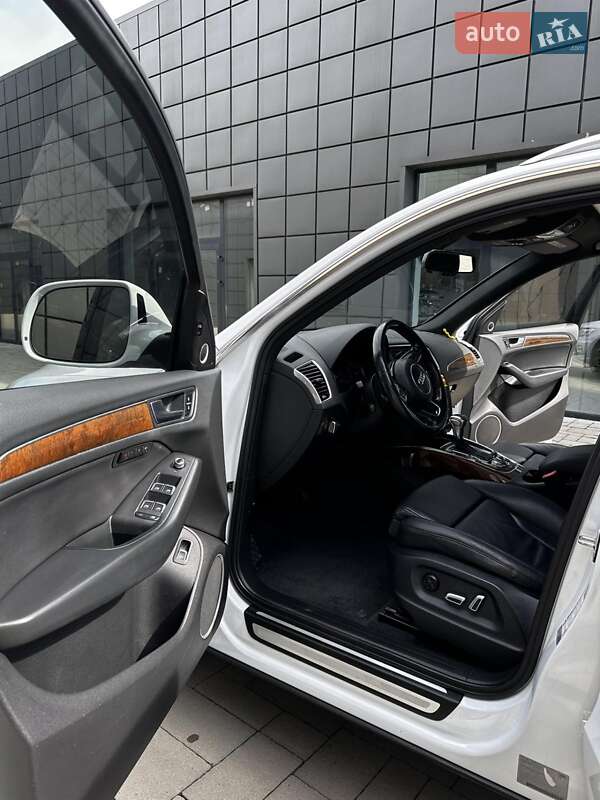 Внедорожник / Кроссовер Audi Q5 2014 в Тячеве фото 5 Внедорожник / Кроссовер Audi Q5 2014 в Тячеве