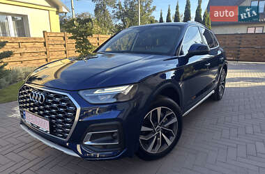 Внедорожник / Кроссовер Audi Q5 2021 в Нововолынске