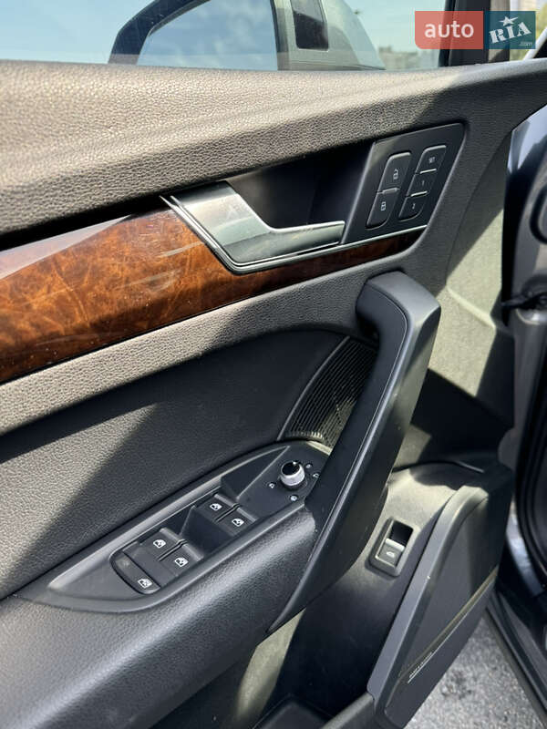 Внедорожник / Кроссовер Audi Q5 2017 в Киеве