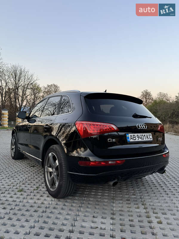 Внедорожник / Кроссовер Audi Q5 2012 в Тульчине