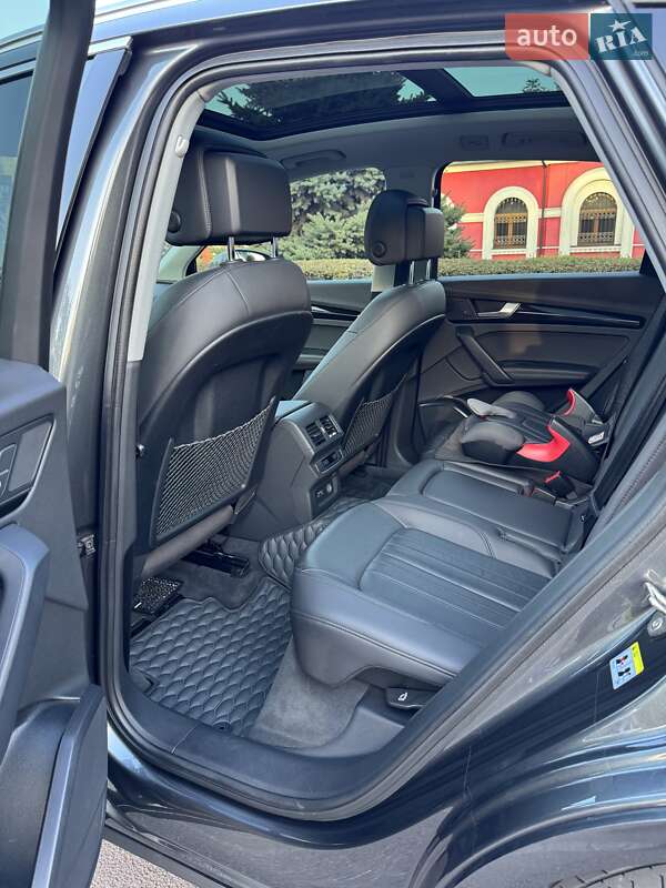Внедорожник / Кроссовер Audi Q5 2020 в Каменском