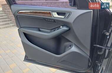 Внедорожник / Кроссовер Audi Q5 2015 в 