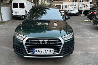 Позашляховик / Кросовер Audi Q5 2017 в Києві