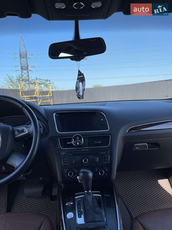 Внедорожник / Кроссовер Audi Q5 2012 в Одессе