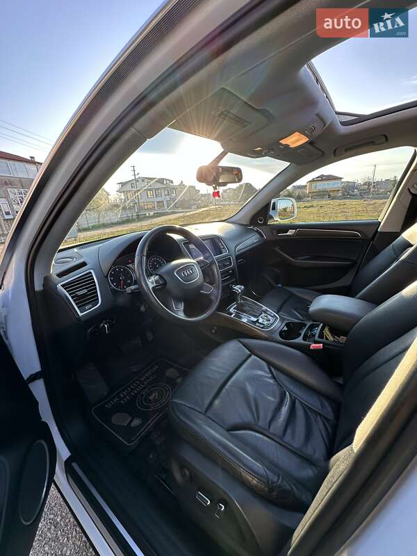 Внедорожник / Кроссовер Audi Q5 2014 в Львове