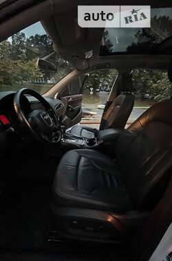 Внедорожник / Кроссовер Audi Q5 2010 в Хмельницком
