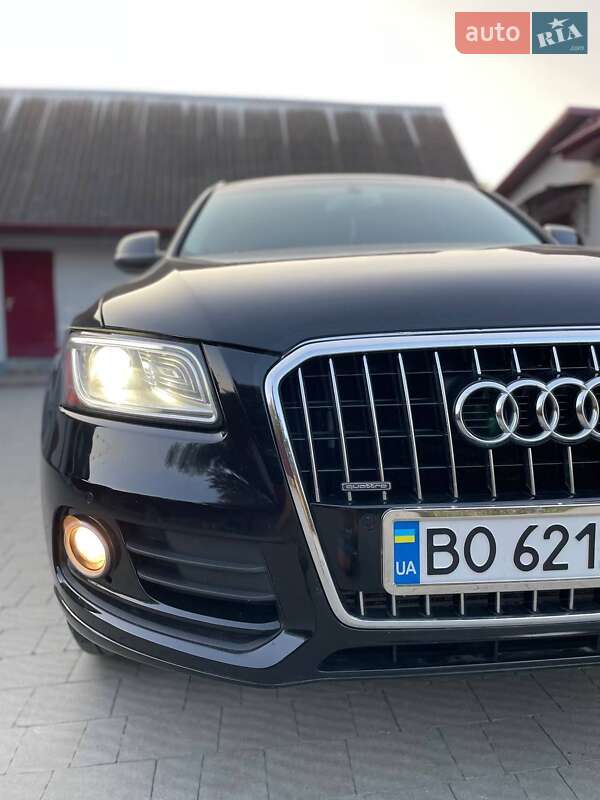 Внедорожник / Кроссовер Audi Q5 2015 в Почаеве