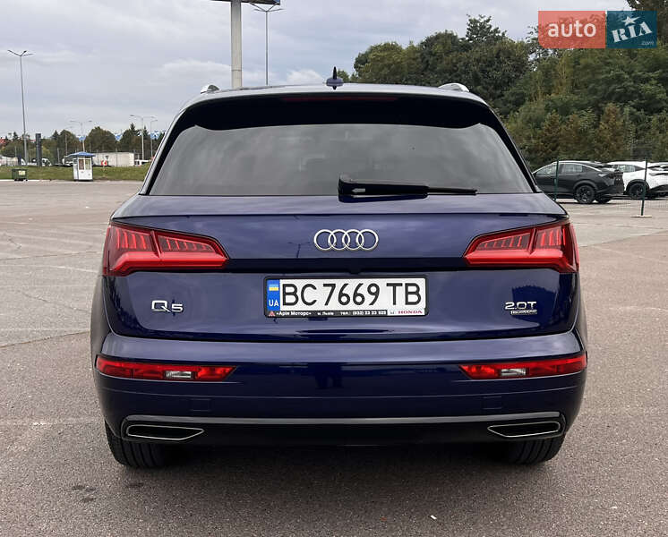 Позашляховик / Кросовер Audi Q5 2018 в Львові