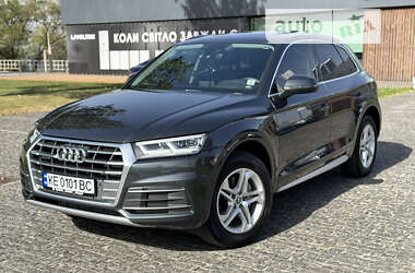 Позашляховик / Кросовер Audi Q5 2019 в Дніпрі