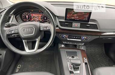 Позашляховик / Кросовер Audi Q5 2018 в Львові