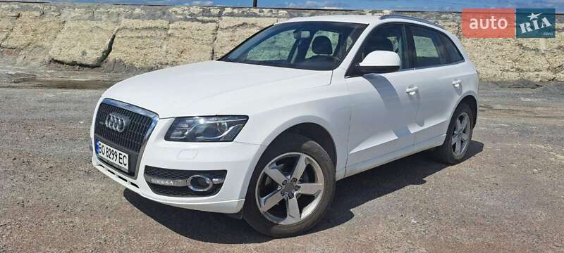 Внедорожник / Кроссовер Audi Q5 2011 в Збараже