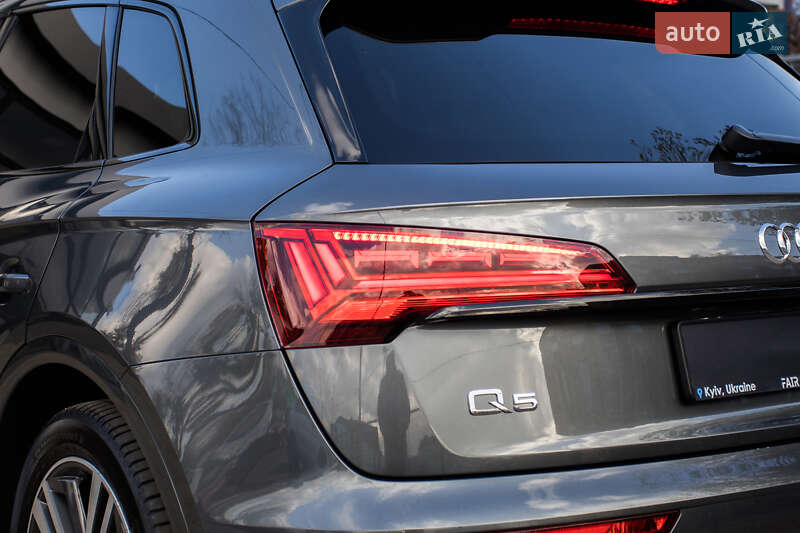Внедорожник / Кроссовер Audi Q5 2020 в Киеве