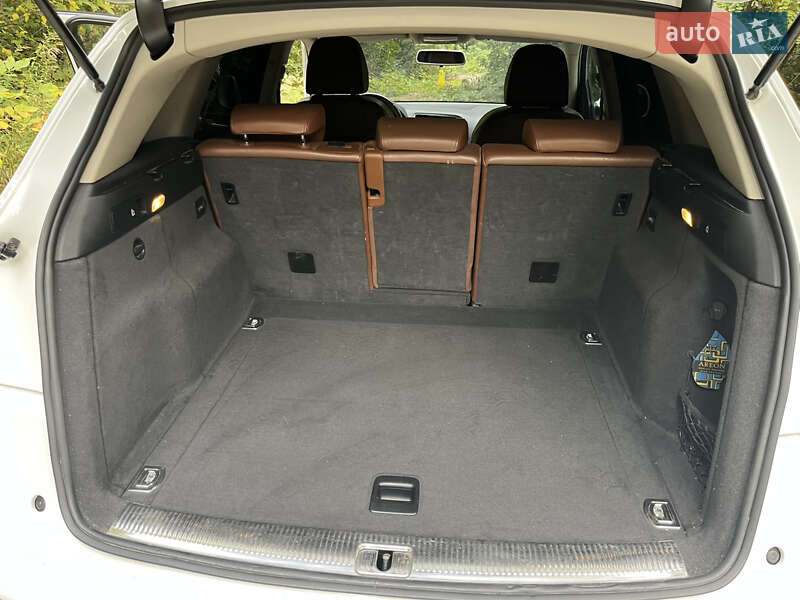 Позашляховик / Кросовер Audi Q5 2009 в Кам'янському