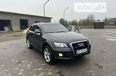 Позашляховик / Кросовер Audi Q5 2011 в Ужгороді