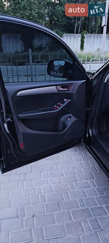 Внедорожник / Кроссовер Audi Q5 2014 в Сумах