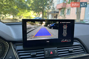 Внедорожник / Кроссовер Audi Q5 2021 в 
