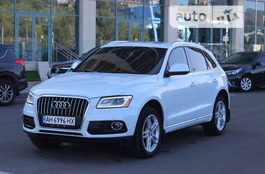 Позашляховик / Кросовер Audi Q5 2014 в Дніпрі