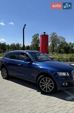 Внедорожник / Кроссовер Audi Q5 2015 в Львове