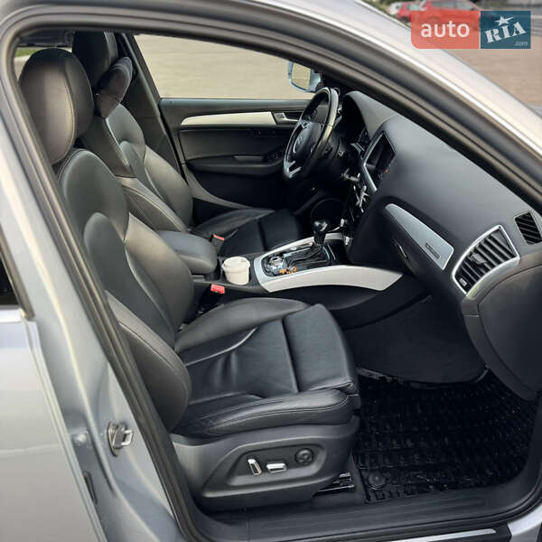Внедорожник / Кроссовер Audi Q5 2016 в Ровно