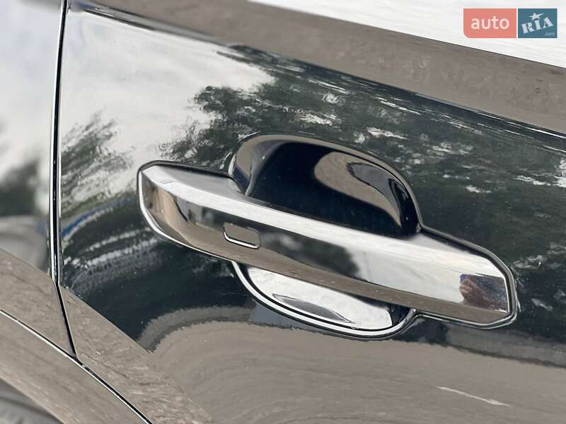 Внедорожник / Кроссовер Audi Q5 2019 в Киеве