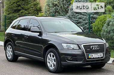 Позашляховик / Кросовер Audi Q5 2010 в Рівному