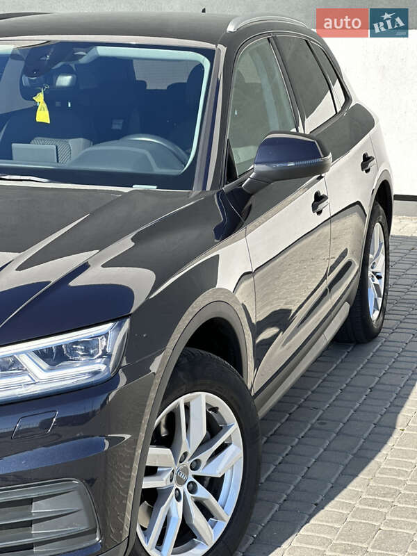 Внедорожник / Кроссовер Audi Q5 2018 в Тернополе