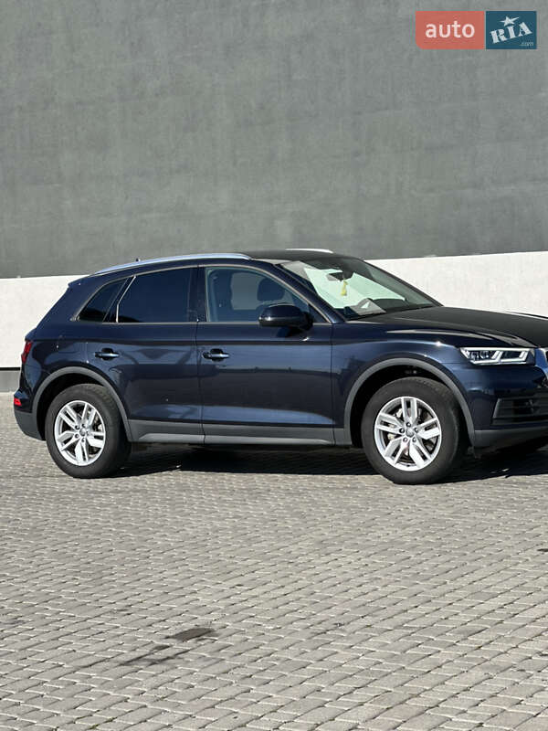 Внедорожник / Кроссовер Audi Q5 2018 в Тернополе