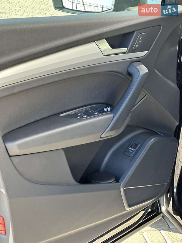 Внедорожник / Кроссовер Audi Q5 2018 в Тернополе