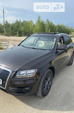 Внедорожник / Кроссовер Audi Q5 2010 в 