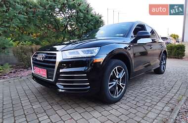 Внедорожник / Кроссовер Audi Q5 2020 в Нововолынске