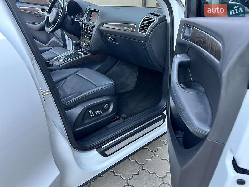 Внедорожник / Кроссовер Audi Q5 2015 в Любомле