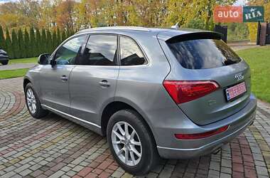 Позашляховик / Кросовер Audi Q5 2010 в Луцьку