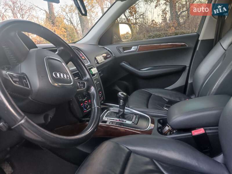 Внедорожник / Кроссовер Audi Q5 2011 в Львове фото 28 Внедорожник / Кроссовер Audi Q5 2011 в Львове