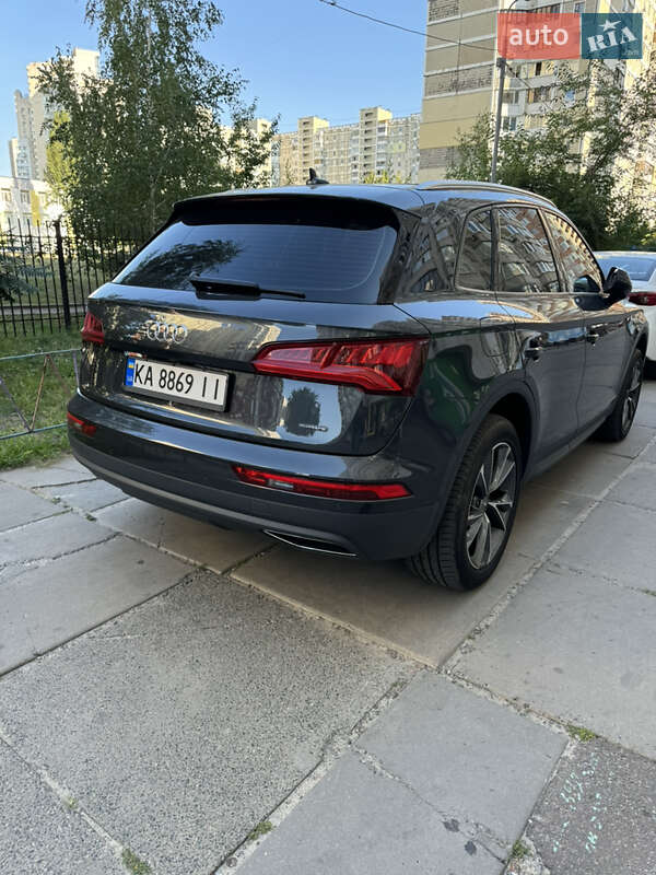 Внедорожник / Кроссовер Audi Q5 2018 в Киеве