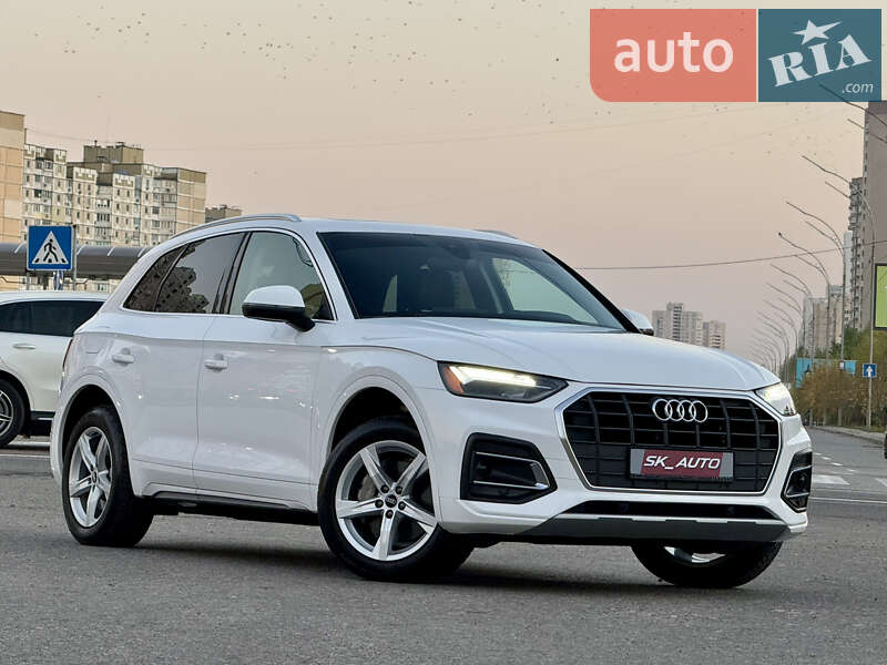 Внедорожник / Кроссовер Audi Q5 2021 в Киеве