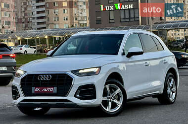 Внедорожник / Кроссовер Audi Q5 2021 в Киеве