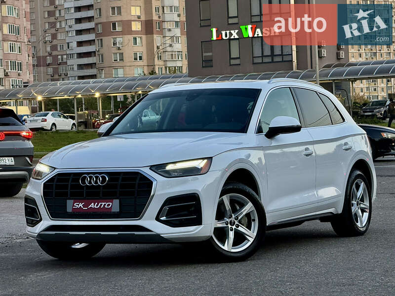 Внедорожник / Кроссовер Audi Q5 2021 в Киеве