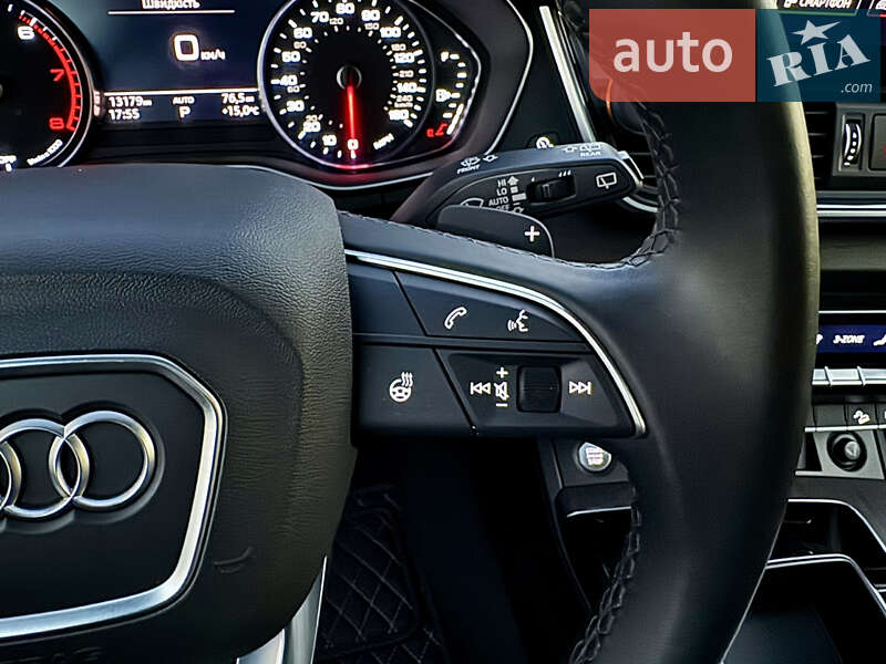 Внедорожник / Кроссовер Audi Q5 2021 в Киеве