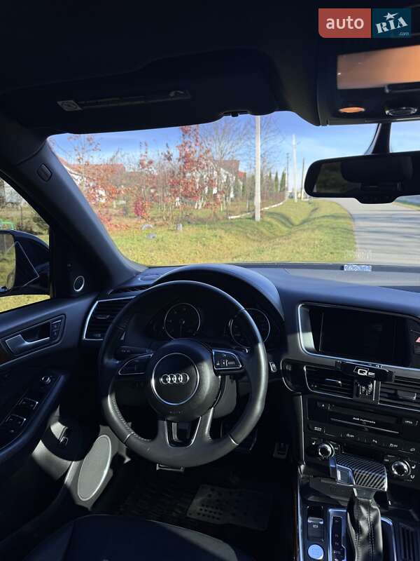 Позашляховик / Кросовер Audi Q5 2014 в Ужгороді